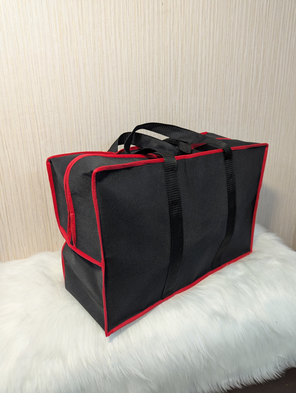 TRAVEL BAG
